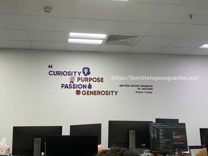 chữ nổi mica dán tường công ty