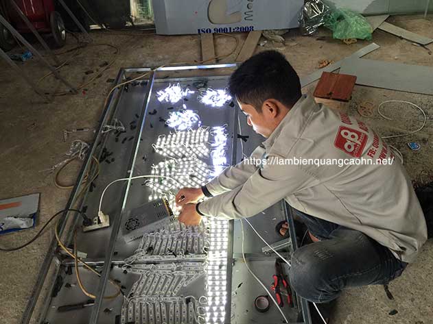 chữ mica nổi, biển alu chữ nổi, biển chữ nổi, biển mica chữ nổi, chữ hộp đèn, biển quảng cáo trường mầm non