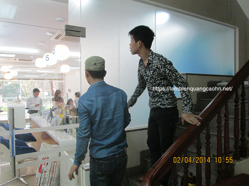 Dán kính mờ văn phòng, Giấy dán kính mờ, dán kính mờ, decal mờ dán kính, decal mờ.