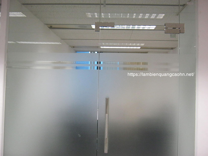 Dán kính mờ văn phòng, Giấy dán kính mờ, dán kính mờ, decal mờ dán kính, decal mờ.