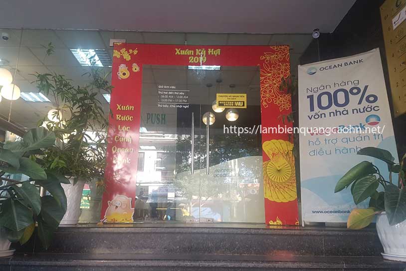 Dán decal trang trí Tết, Dán decal kính văn phòng, cổng chào tết