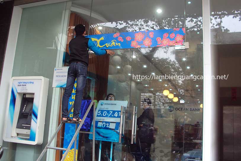 Dán decal trang trí Tết, Dán decal kính văn phòng