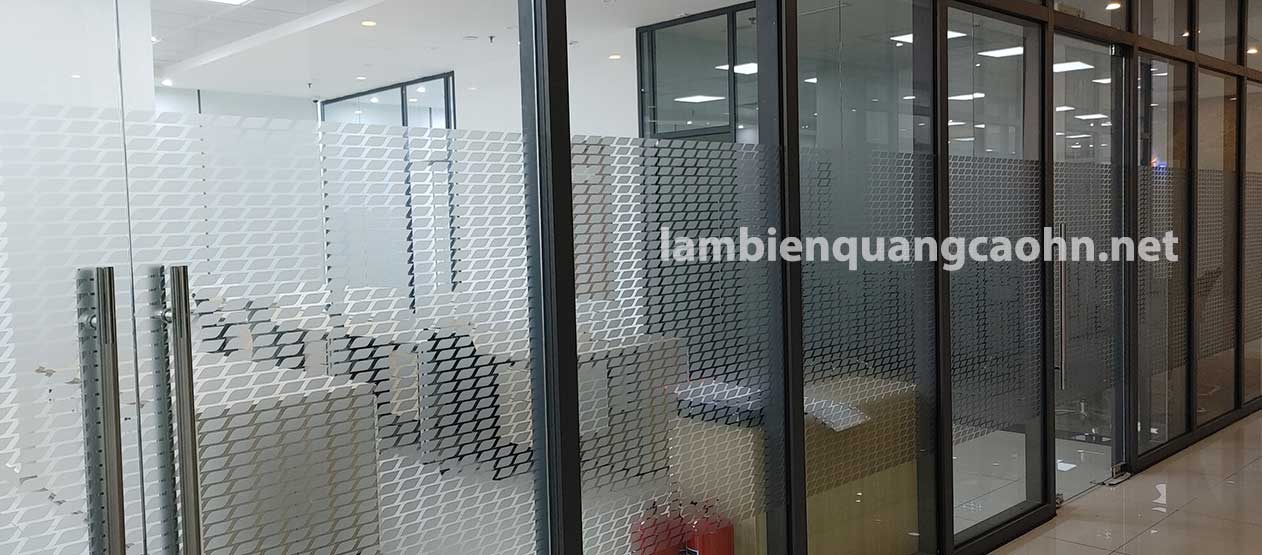 decal dán kính mờ hoa văn, decal mờ, dán kính văn phòng, dán decal kính