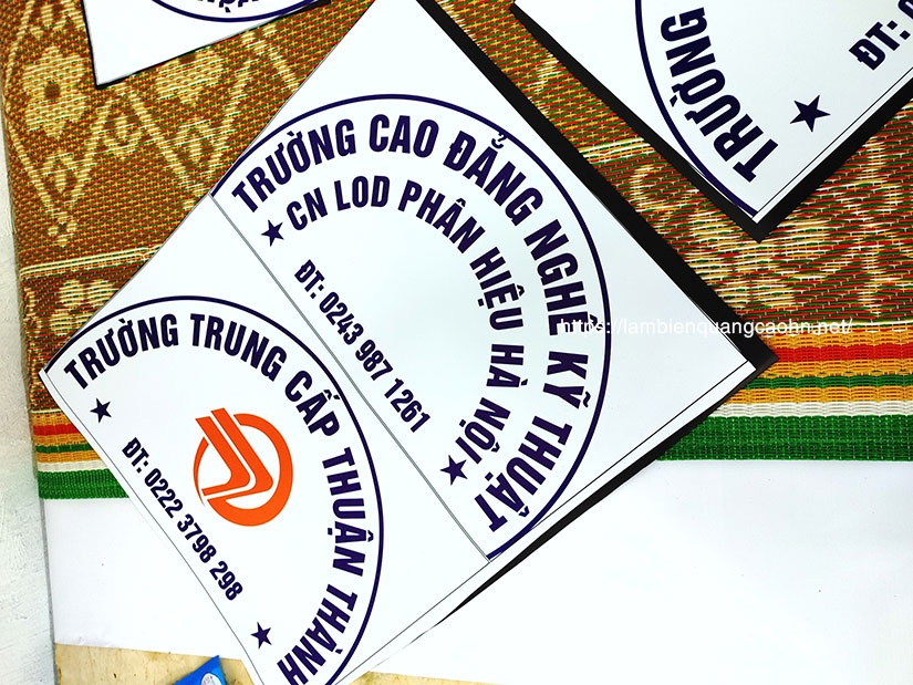 decal nam châm dẻo, decal nam châm, tem từ, logo từ tính, logo trường học, nam châm dẻo