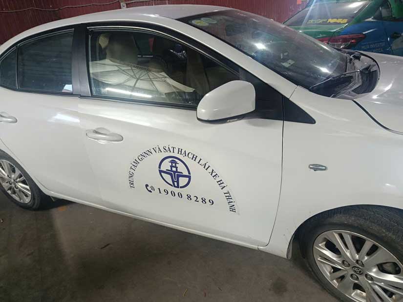 decal nam châm sát hạch lái xe, tập lái