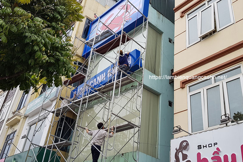 biển quảng cáo bạc màu, sửa chữa biển quảng cáo, độ bền các loại biển quảng cáo