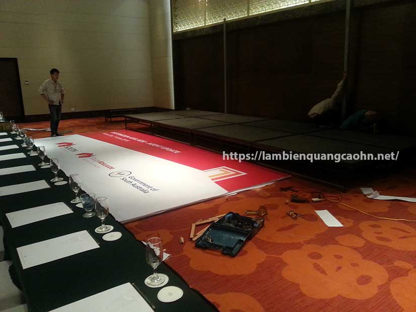 giá backdrop sự kiện