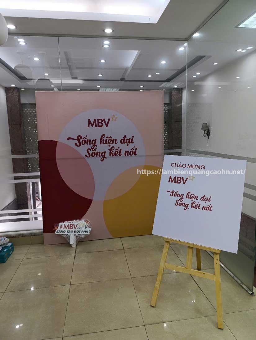 giá 3 chân, giá gỗ ba chân