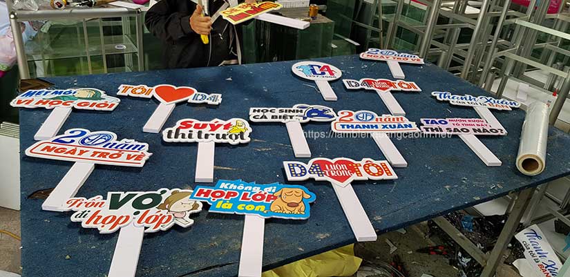 Hastag cầm tay, biểu tượng cảm xúc cầm tay