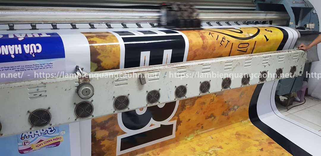 in bạt hiflex để làm biển cửa hàng, in bạt, biển bạt hiflex