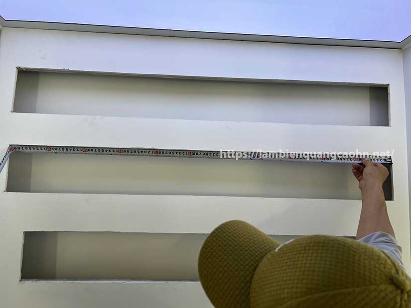 kệ trưng bày sản phẩm