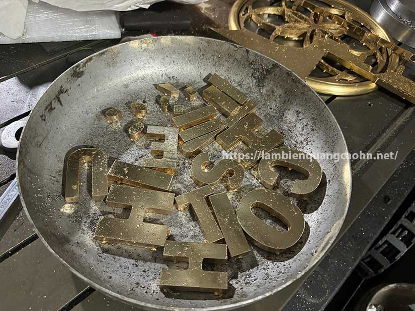 khắc đồng cnc 3D