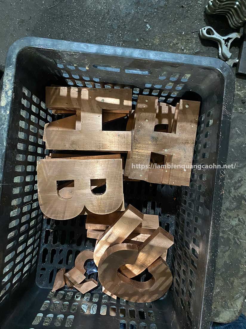 khắc đồng cnc 3D