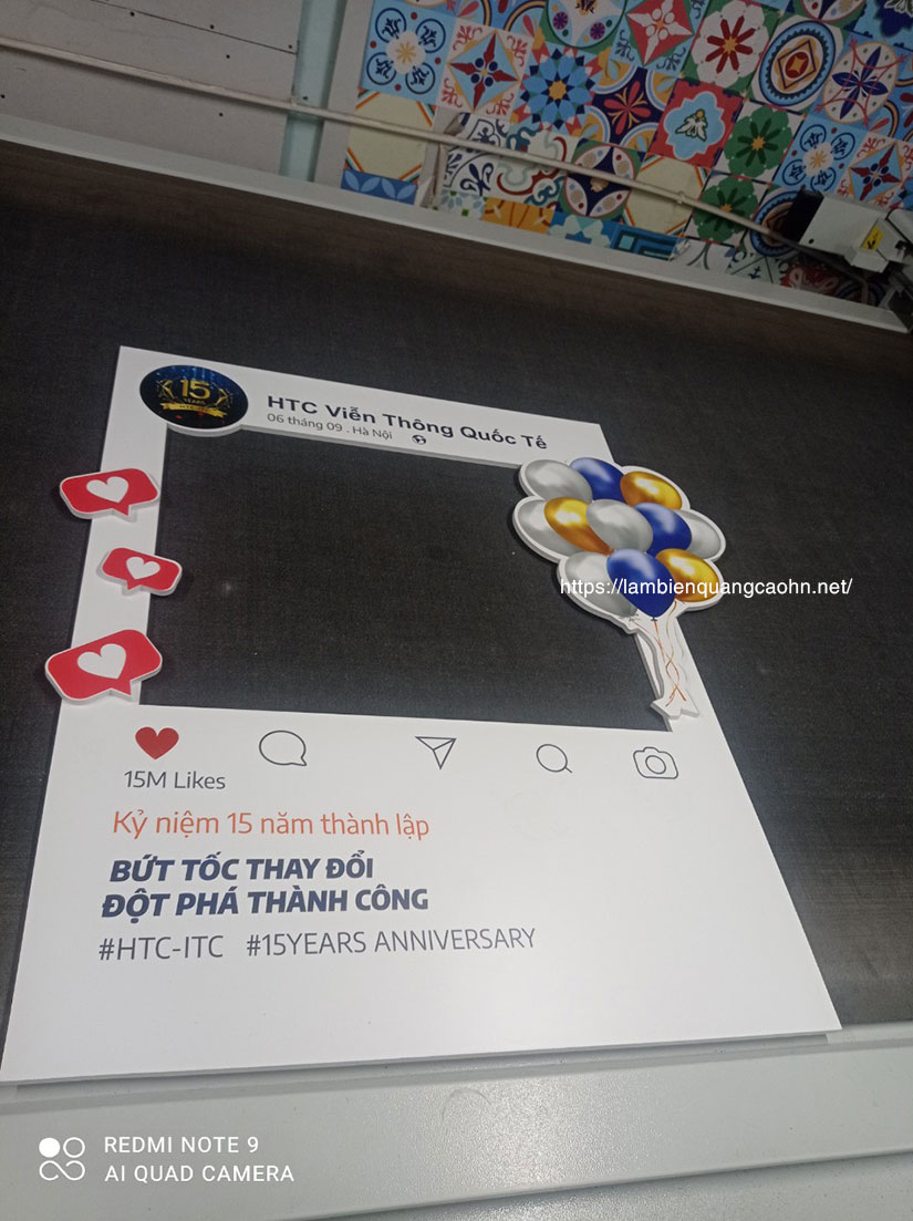 Khung chụp ảnh check in, khung chụp hình facebook,