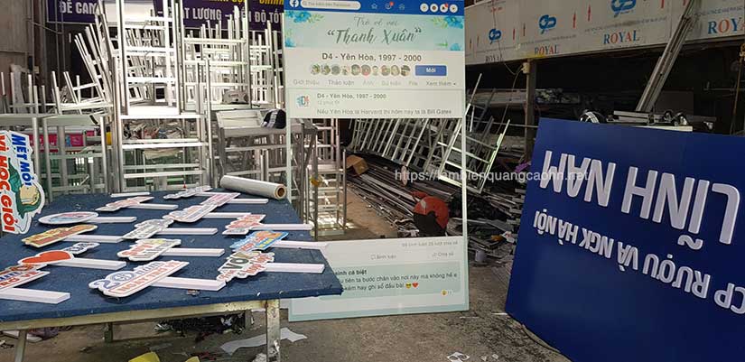 Khung chụp ảnh check in, khung chụp hình facebook,