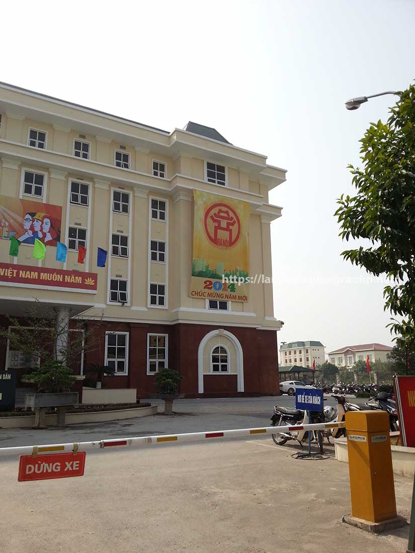 Khung sắt căng bạt hiflex