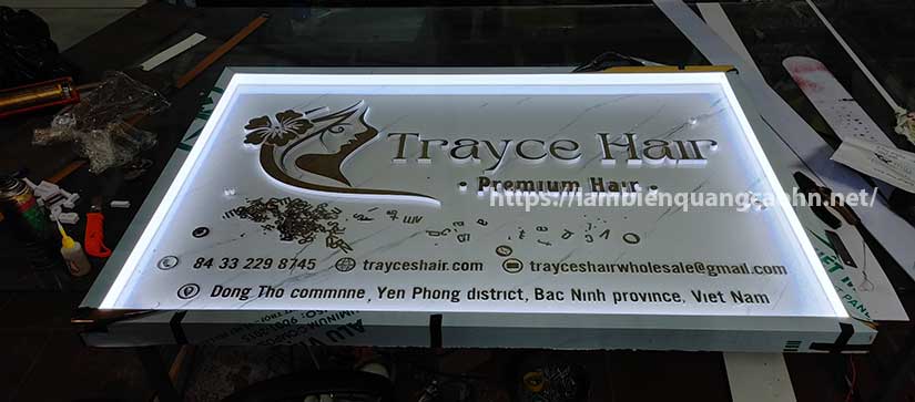 logo bán hàng online treo tường, logo live stream treo tường