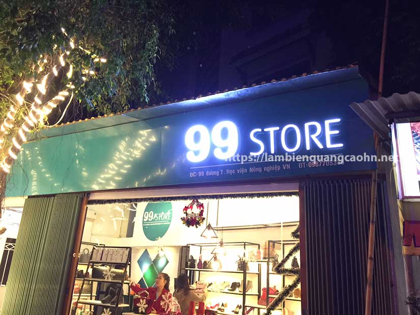 làm biển cửa hàng thời trang