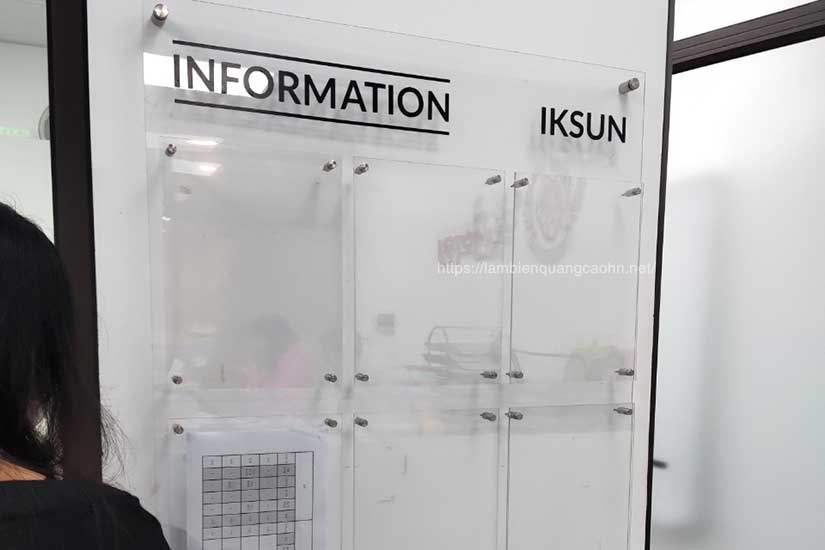 biển mica công ty, làm biển công ty, biển treo bằng khen,