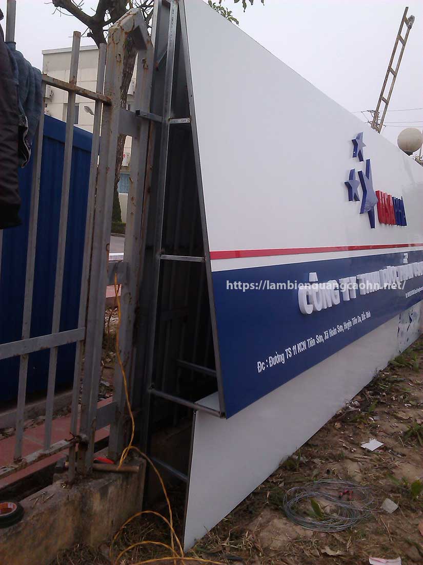 làm biển tên công ty