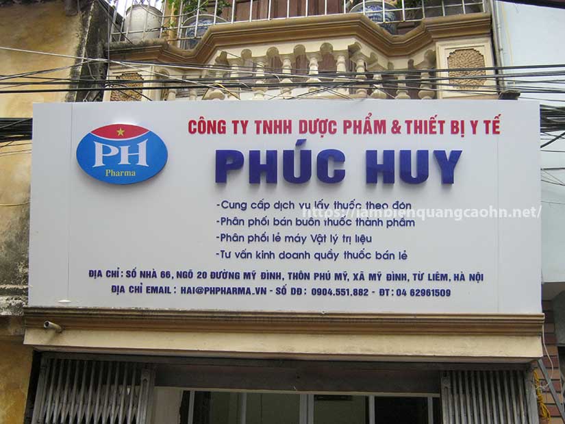 làm biển tên công ty