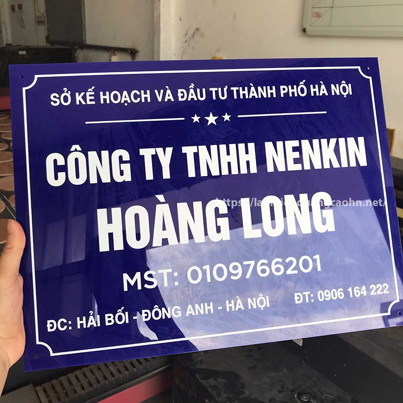làm biển tên công ty