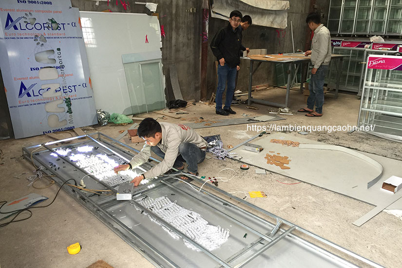 Biển chữ nổi, biển LED, biển quảng cáo LED, LED quảng cáo, biển vẫy LED