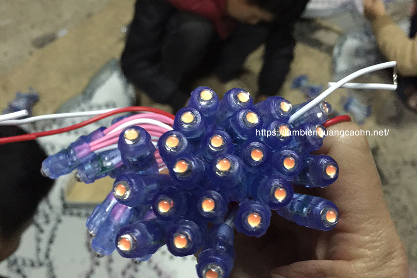 Biển chữ nổi, biển LED, biển quảng cáo LED, LED quảng cáo, biển vẫy LED