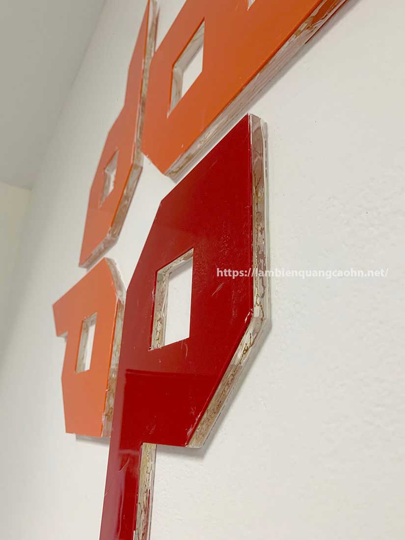 logo bán hàng online treo tường, logo live stream treo tường