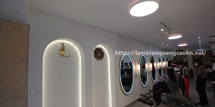 logo bán hàng online treo tường, logo live stream treo tường