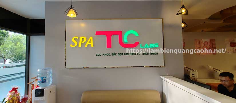 logo bán hàng online treo tường, logo live stream treo tường