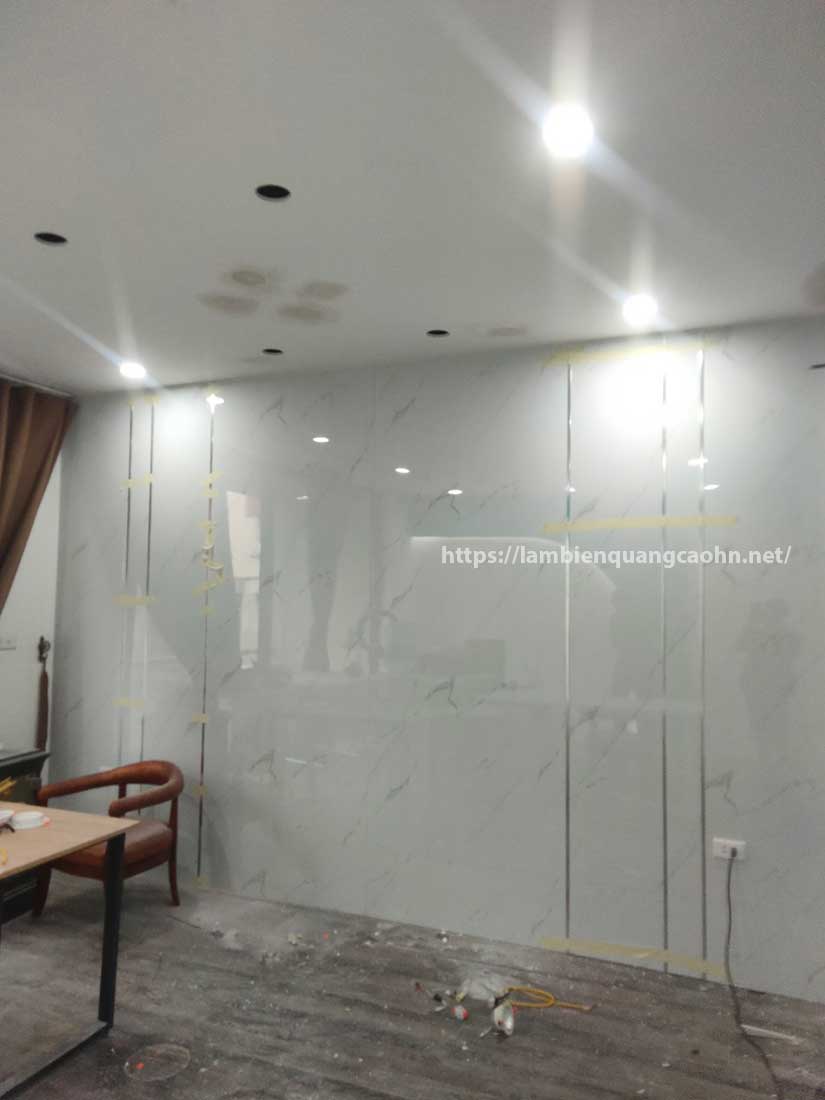 logo bán hàng online treo tường, logo live stream treo tường