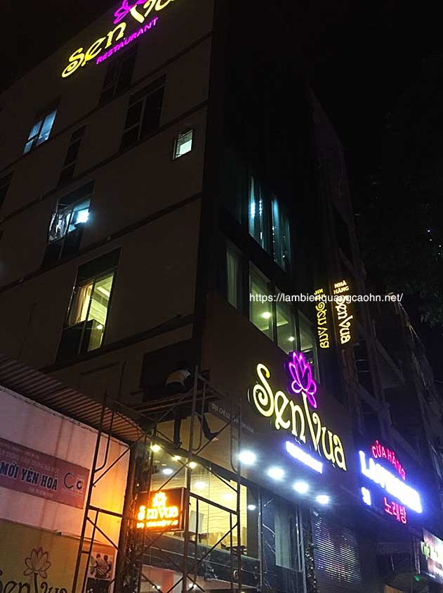 Mẫu biển nhà hàng đẹp