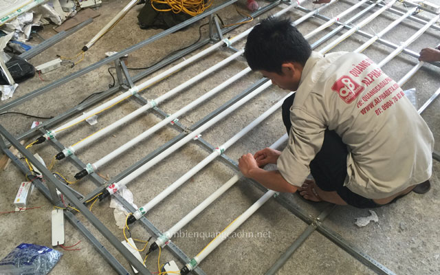 Sản xuất biển hộp đèn