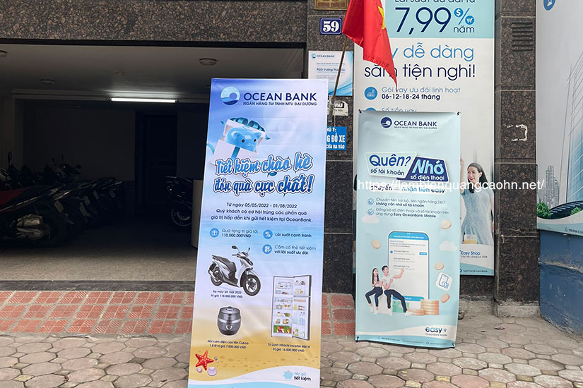 standee chân sắt, standee chân sắt ngoài trời, standee sắt, standee khung sắt, chân standee sắt, standee ngoài trời