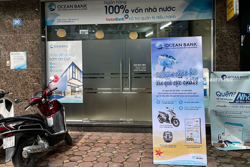 standee chân sắt, standee chân sắt ngoài trời, standee sắt, standee khung sắt, chân standee sắt, standee ngoài trời