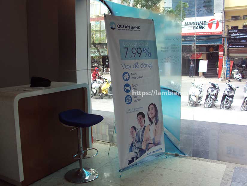 standee die cut; standee quảng cáo