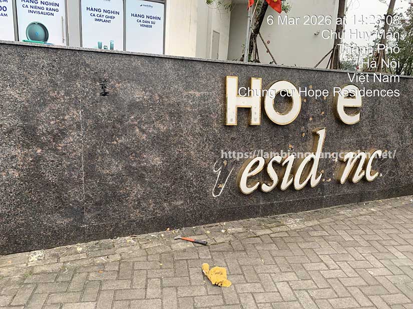 sửa chữa biển quảng cáo