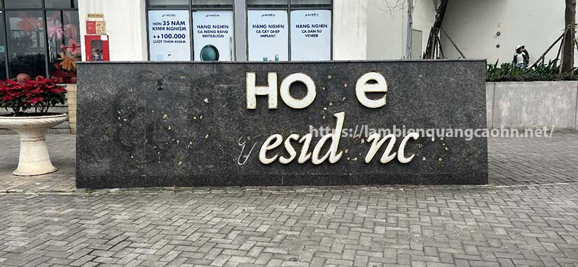 sửa chữa biển quảng cáo