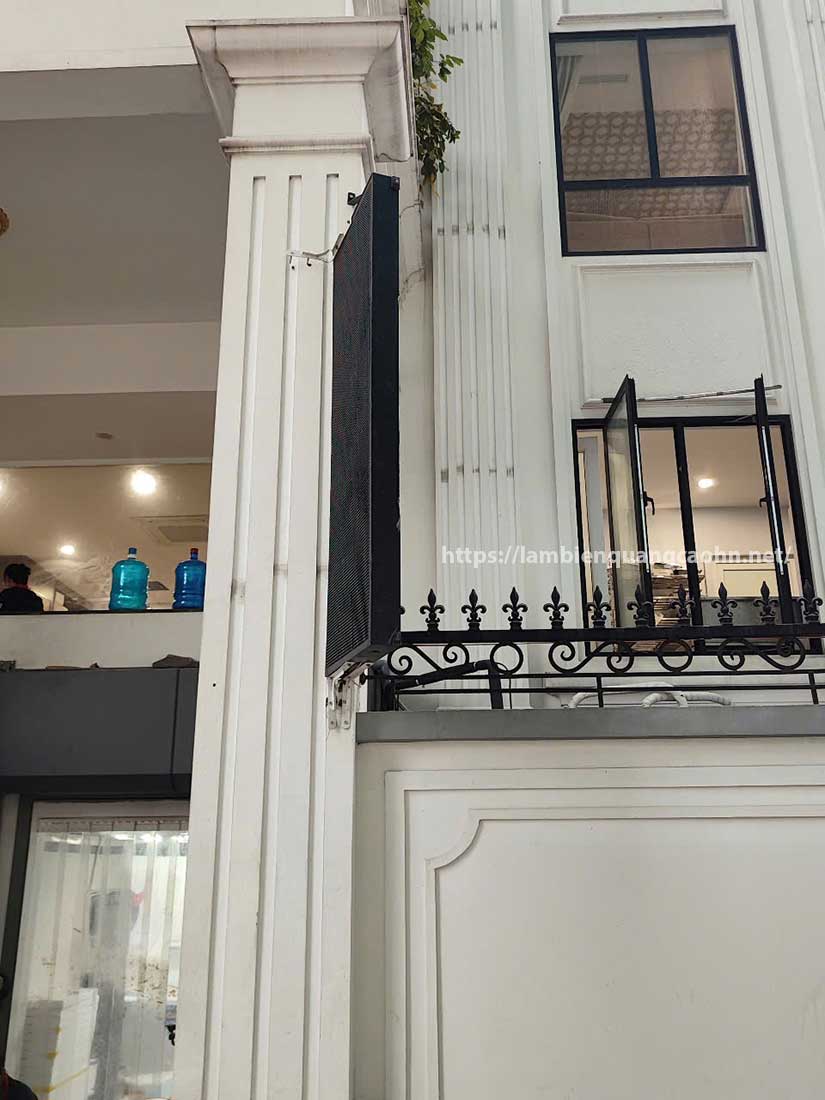 sửa chữa biển quảng cáo