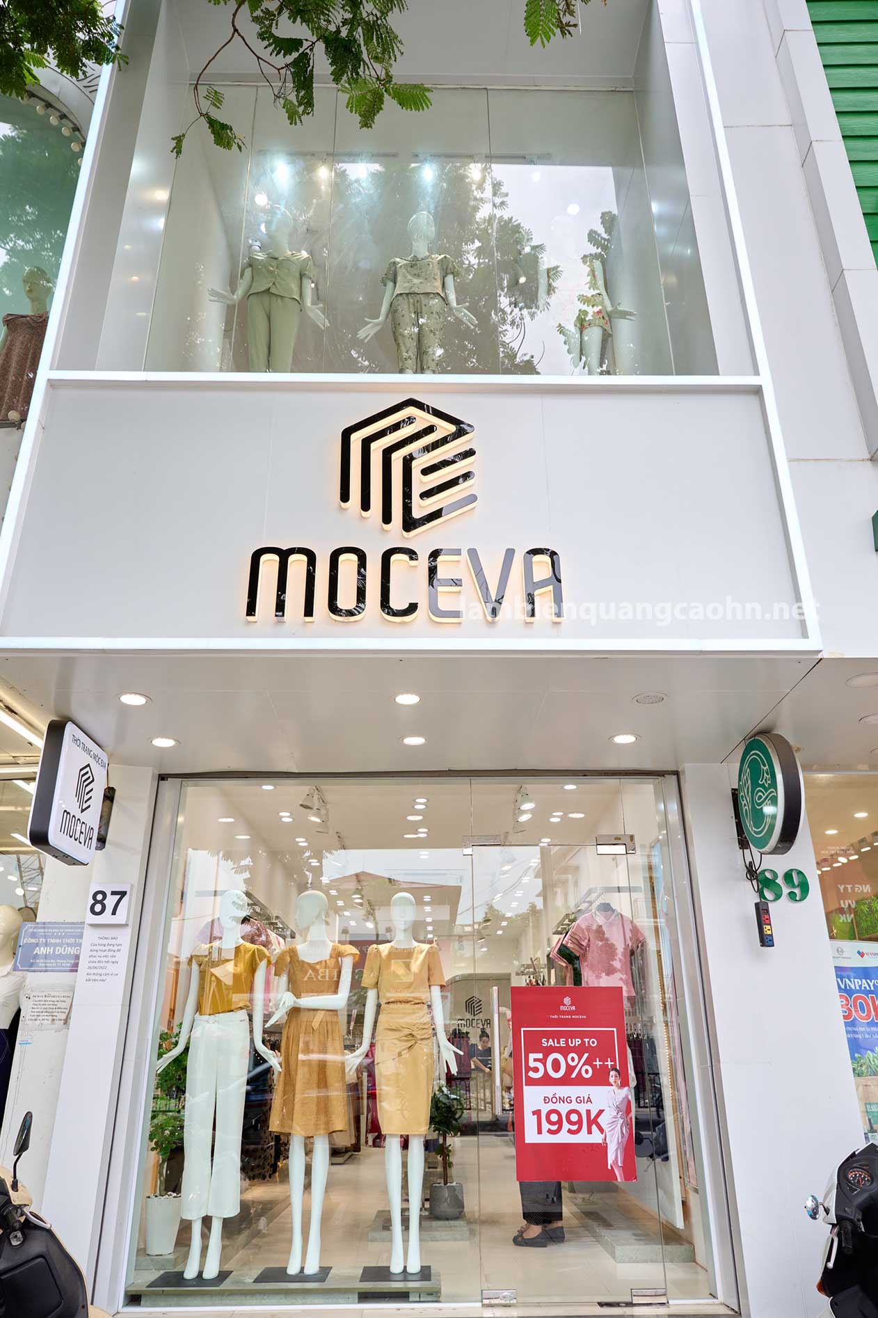 Thi công shop, thi công cửa hàng thời trang, làm biển quảng cáo cửa hàng thời trang, setup cửa hàng