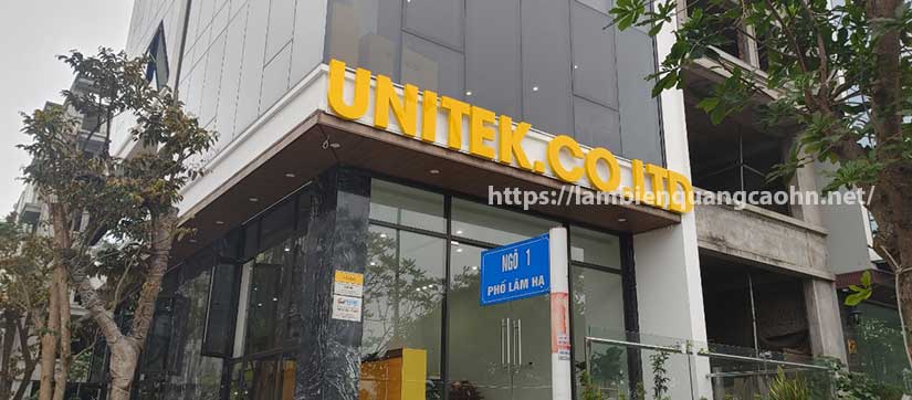 thi công văn phòng công ty, biển công ty