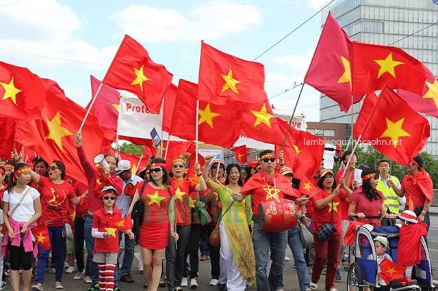 thiết kế biển quảng cáo theo phong thủy, làm biển quảng cáo, làm biển công ty phong thủy,  làm biển cửa hàng theo phong thủy