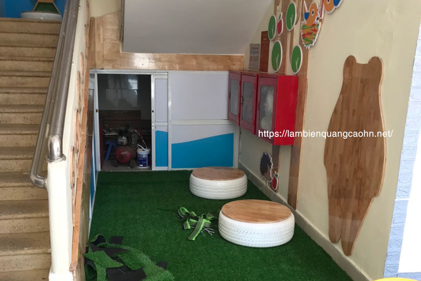 trang trí trường mầm non, decal dán tường,