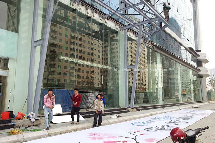 Làm biển quảng cáo tại Hà Nội