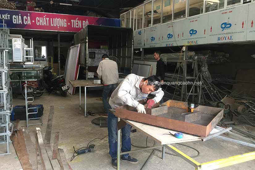 Làm biển quảng cáo tại Hà Nội