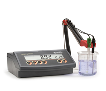 Máy đo pH để bàn Hanna HI2210