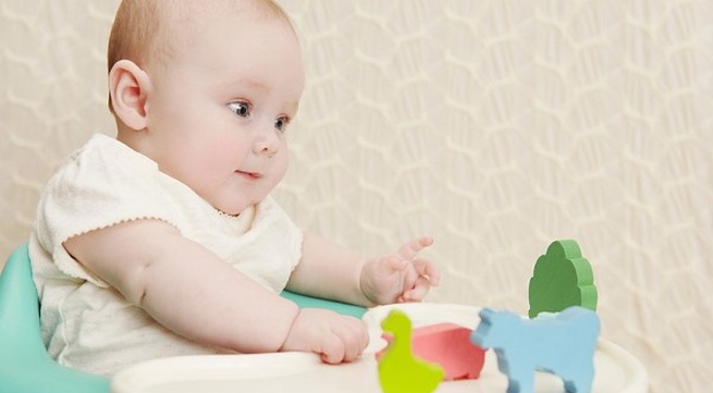 đồ chơi gỗ cho bé 1 tuổi