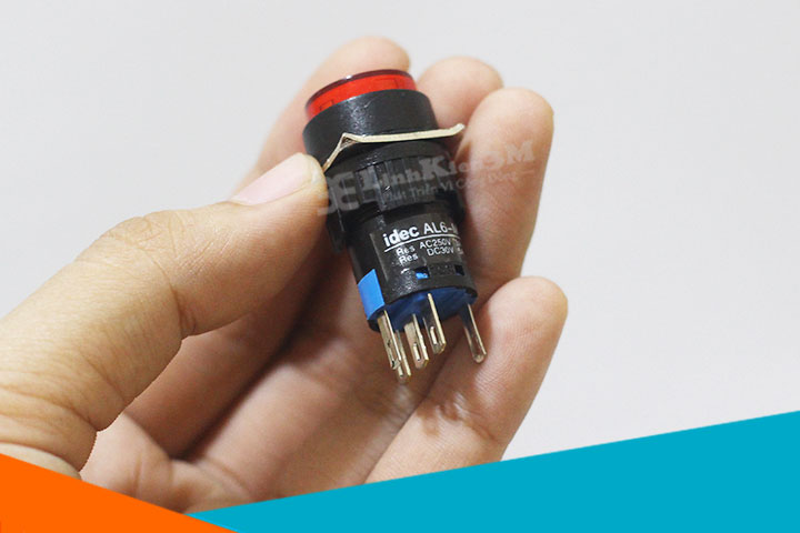 Nút Nhấn Đề Không Giữ Trạng Thái 20mm-24VDC AL6- M Có Đèn màu đỏ