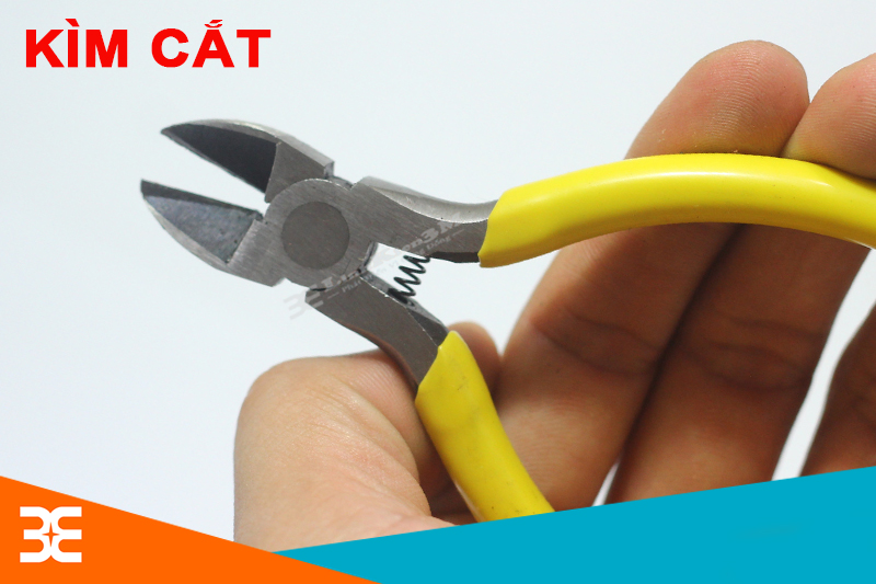 Kìm Cắt trong bộ combo 3 kìm
